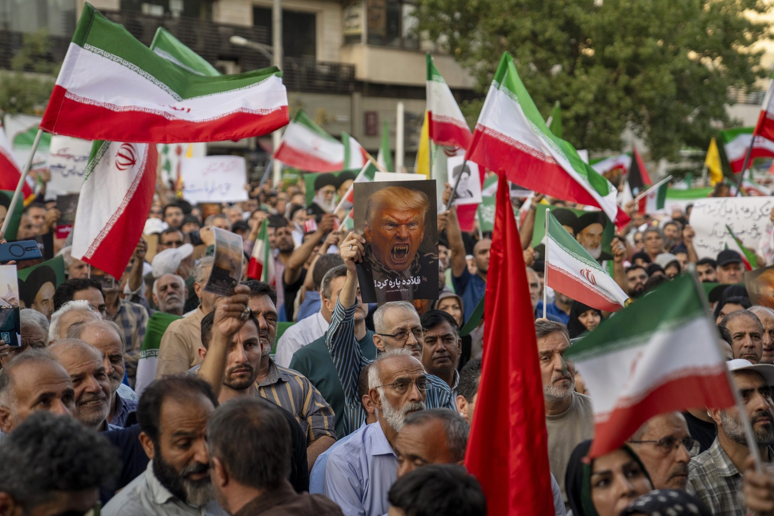 Brève : l&rsquo;Iran menacée par les impérialistes états-uniens
